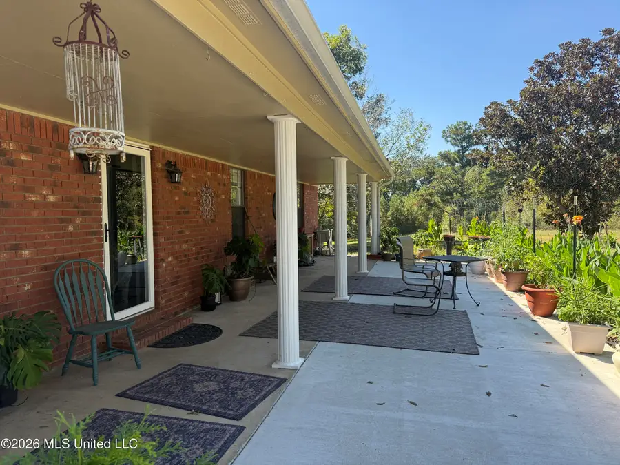 102 Tyson Road, Byhalia, MS 38611 - #2