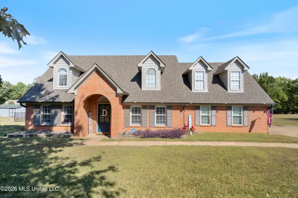 8860 Scenic Ridge Cove, Lake Cormorant, MS 38641