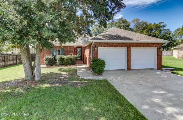 13707 Dunvegan Drive, Gulfport, MS 39503
