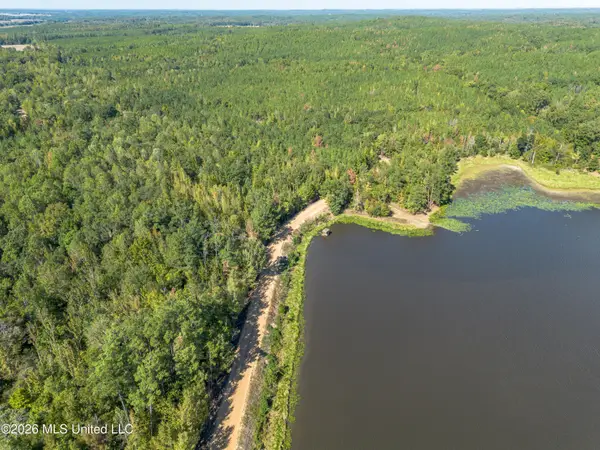 Lake Road, Duck Hill, MS 38925