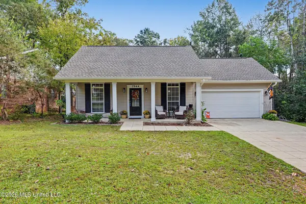 7944 Hapuna Place, Diamondhead, MS 39525