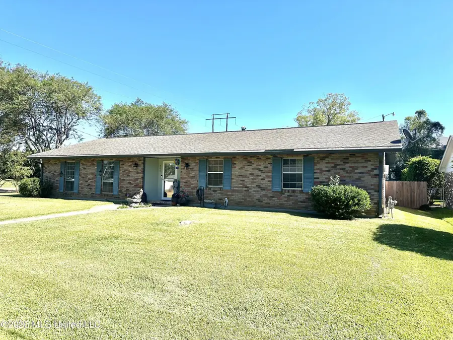 101 Woodville Drive, Natchez, MS 39120 - #2