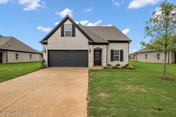 13714 Jack Thomas Boulevard, Olive Branch, MS 38654