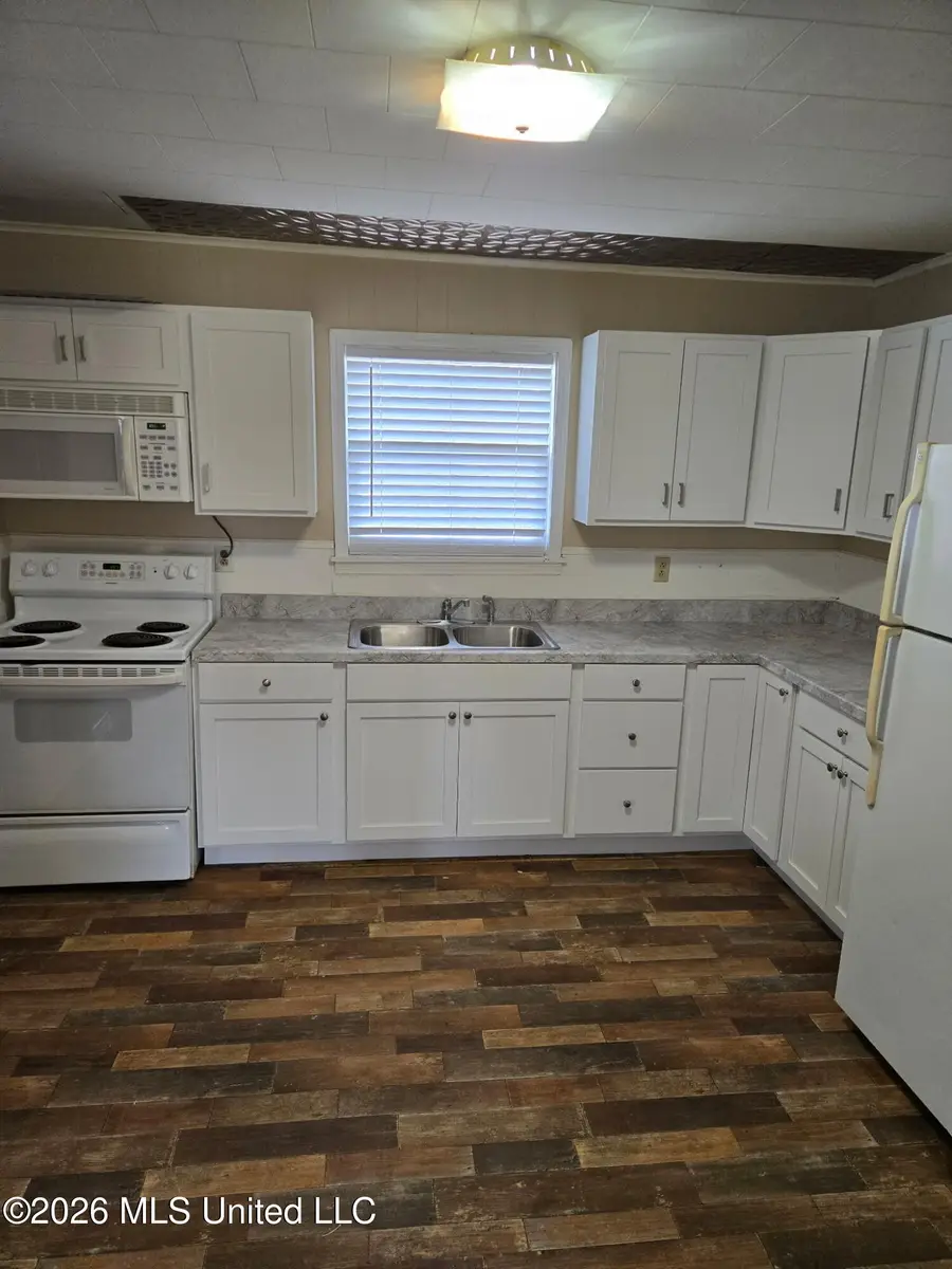 329 S Court Street, Ashland, MS 38603 - #2