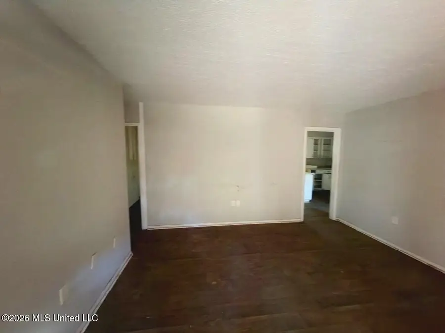 3310 Oakview Drive, Jackson, MS 39212 - #3