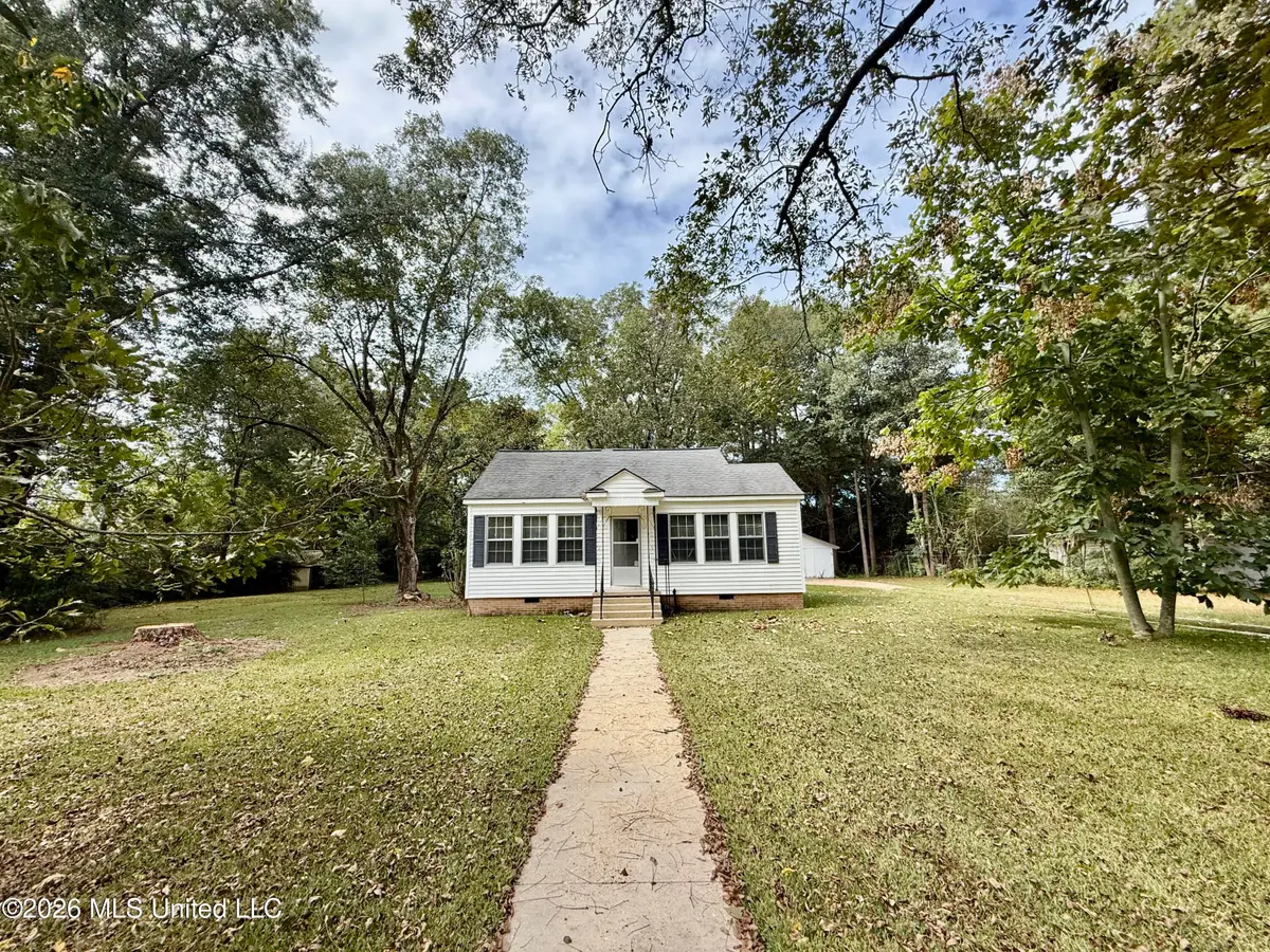 302 3rd Avenue, Magee, MS 39111 - #1
