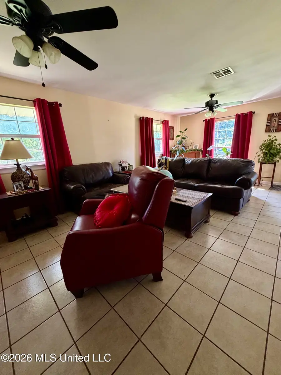 202 Jarrell Street, Picayune, MS 39466 - #2