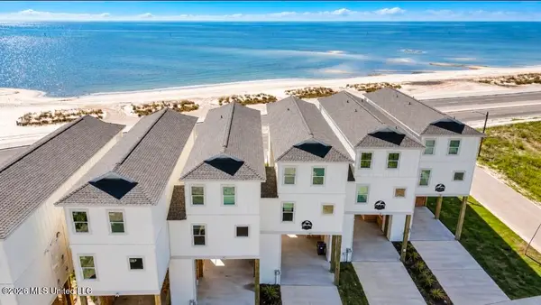 996 W Beach Boulevard, Long Beach, MS 39560