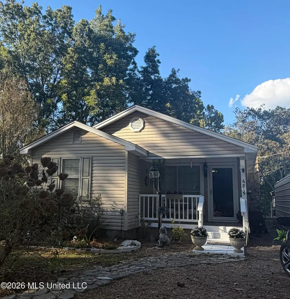 6815 Yellow Dog Road, Senatobia, MS 38668 - #1