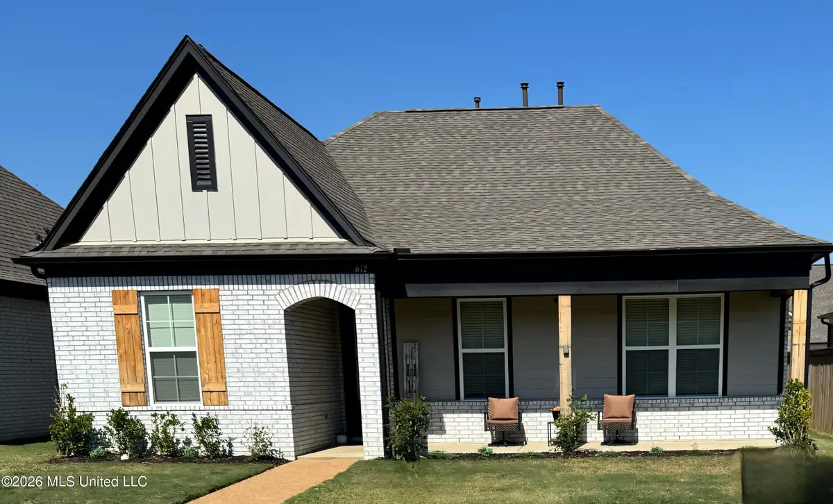 612 Bolivar Drive, Nesbit, MS 38651 - #1