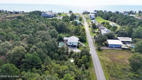 164 Vacation Lane, Waveland, MS 39576