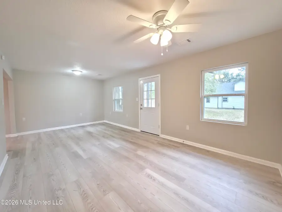 1101 Kell Avenue, Pascagoula, MS 39567 - #2