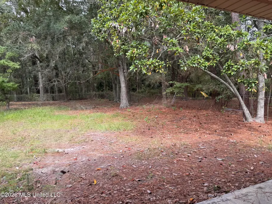 2913 Walker Avenue, Pascagoula, MS 39581 - #3
