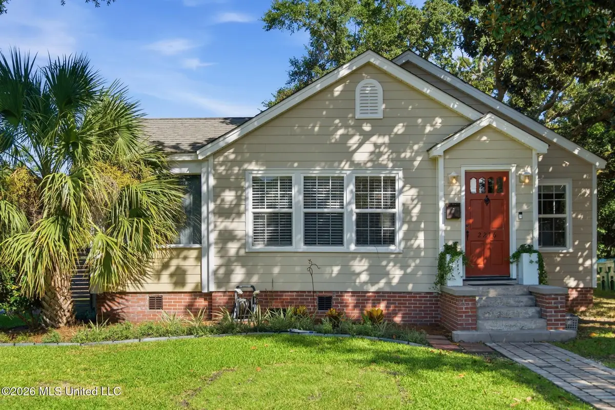 2216 Broadmoor Place, Gulfport, MS 39501 - #1