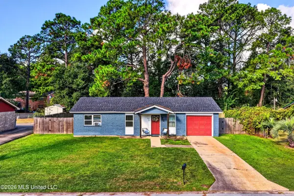 2713 State Street, Gautier, MS 39553