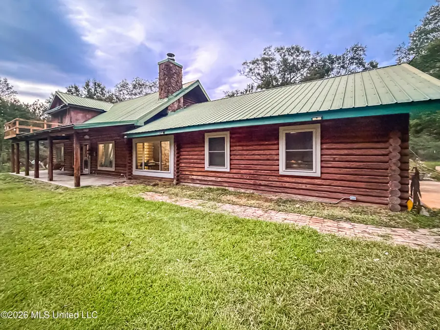 1067 E Monticello Street, Brookhaven, MS 39601 - #3