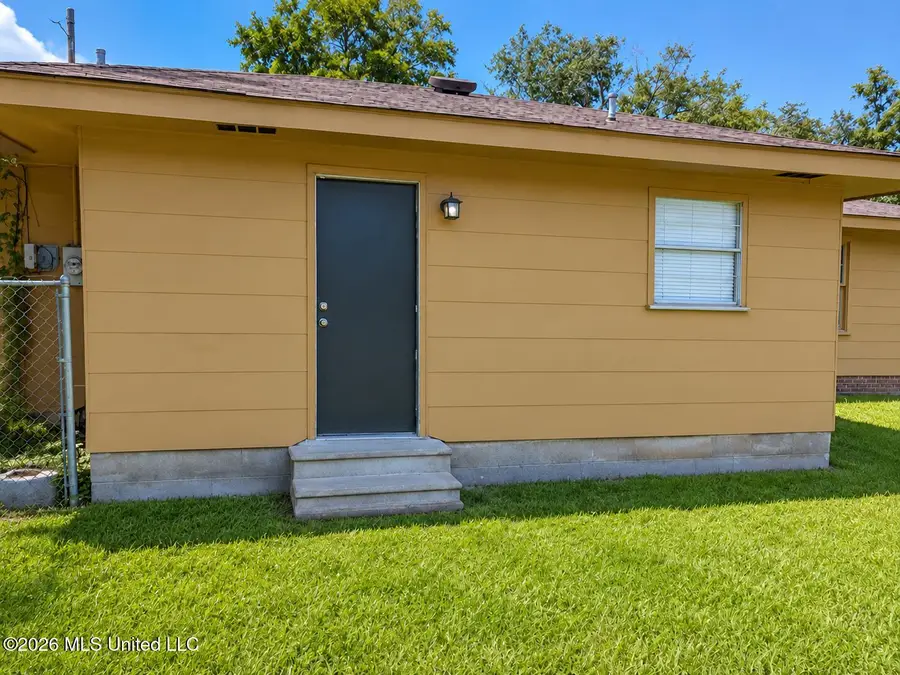 246 Taylor Street, Columbus, MS 39702 - #2
