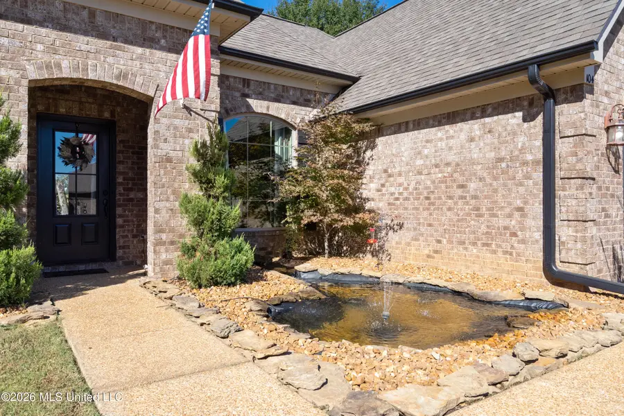 104 Creekside Drive, Senatobia, MS 38668 - #2