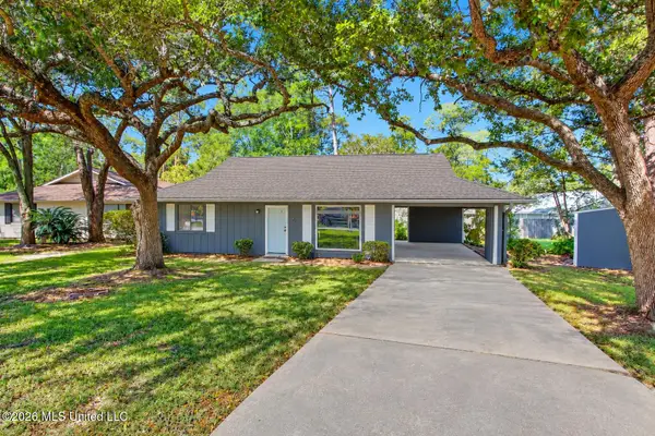 4 Wilderness Run, Diamondhead, MS 39525