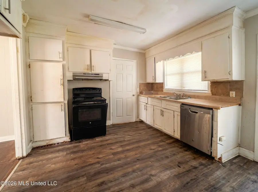 5610 Magnolia Drive, Jackson, MS 39209 - #2