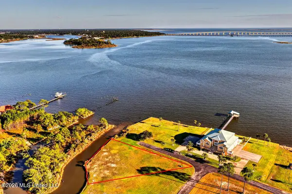 Branigar Drive, Biloxi, MS 39532