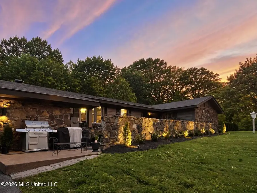 6411 Rolling Hills Drive, Olive Branch, MS 38654 - #2