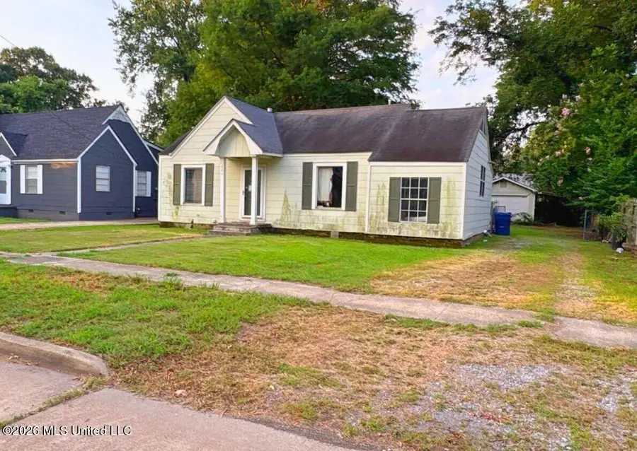 809 University Street, Cleveland, MS 38732 - #3