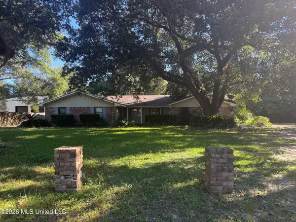 221 24th Street, Gulfport, MS 39507