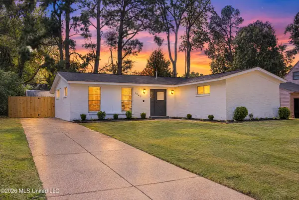 1343 Vicksburg Drive, Southaven, MS 38671