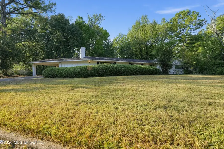 305 Sun Drive, Jackson, MS 39211 - #2