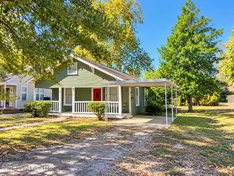 507 Bell Avenue, Greenwood, MS 38930 - #3