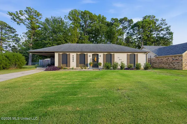8208 Chesterfield Drive, Southaven, MS 38671