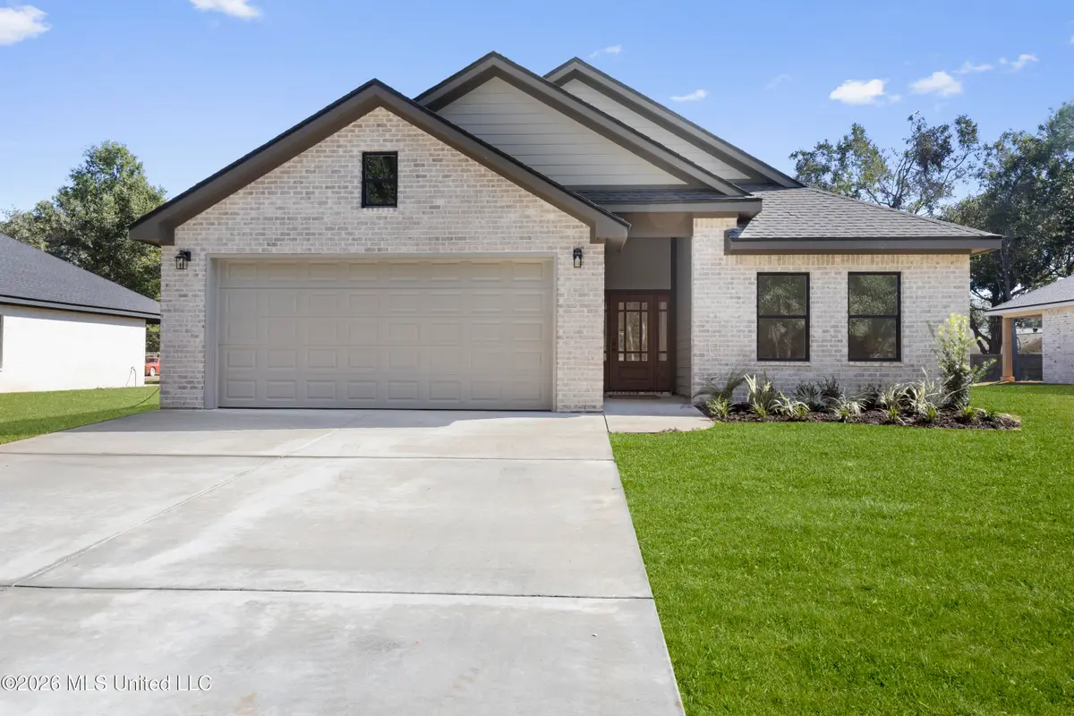 1612 Deer Street, Ocean Springs, MS 39564 - #1