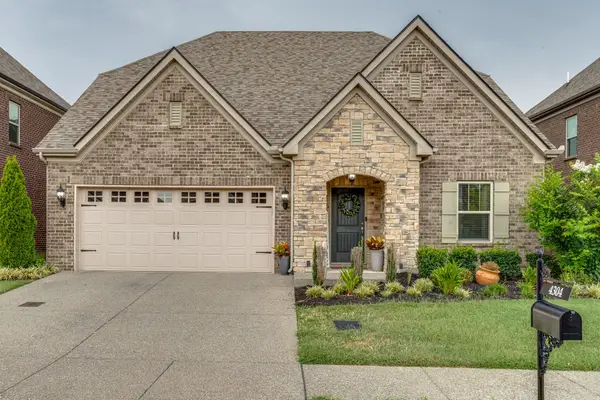 4304 Stone Hall Blvd W, Hermitage, TN 37076