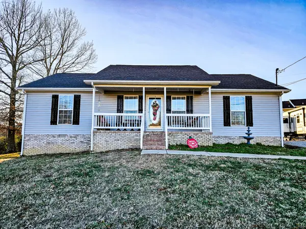 303 S Wood Ln, Shelbyville, TN 37160
