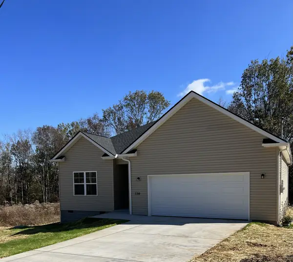 330 Hilltop Dr, Shelbyville, TN 37160