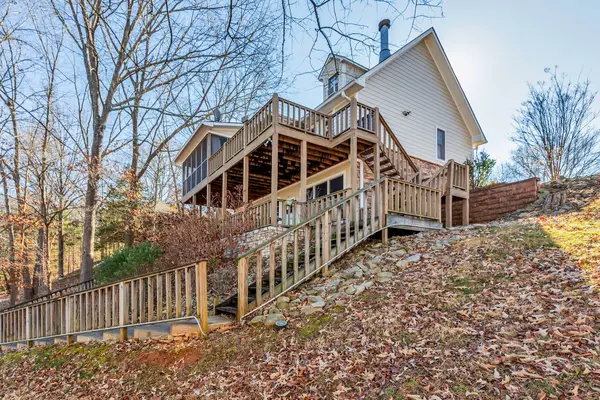 200 Bluff Dr, Winchester, TN 37398