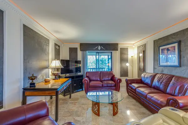 555 N Dupont Ave #E105, Madison, TN 37115