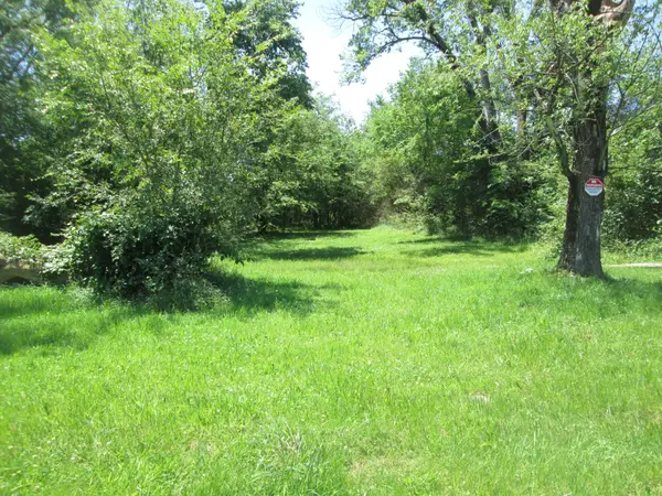 110 E Adams Ave, Lebanon, TN 37087