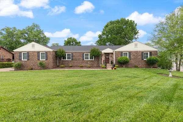 1627 Glenhaven Dr, Murfreesboro, TN 37130