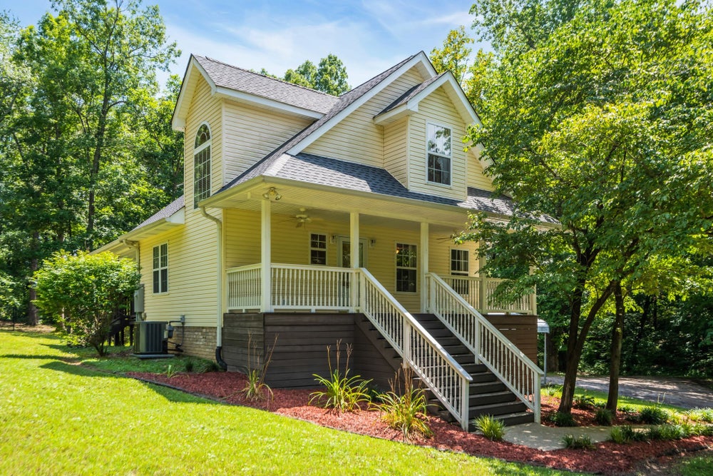1593 Myatt Loop Rd, Burns, TN 37029 BHGRE