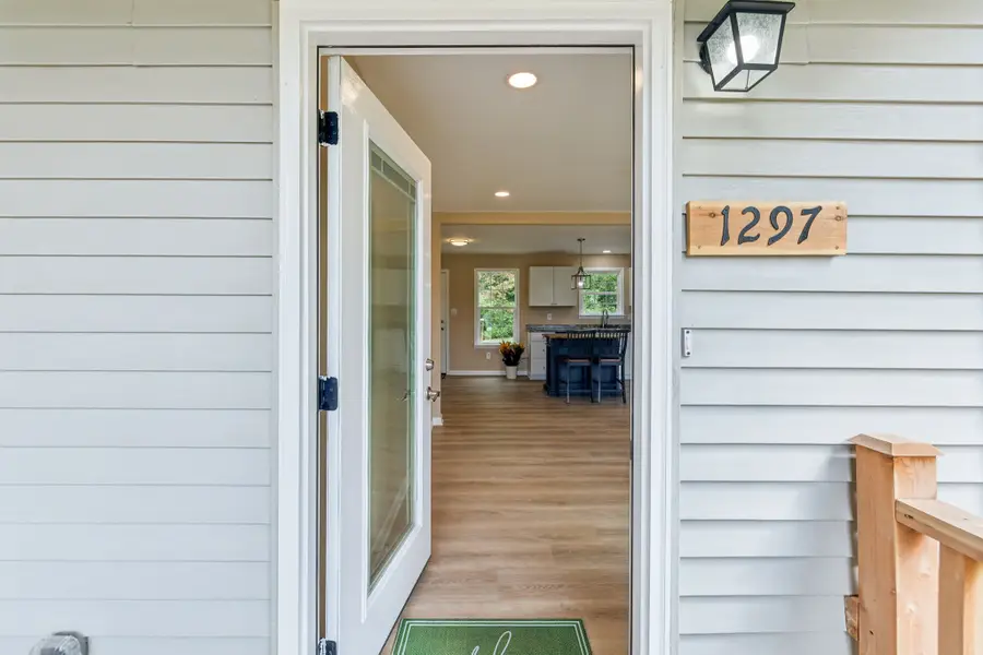 1297 Buncombe Rd, Belvidere, TN 37306 - #2