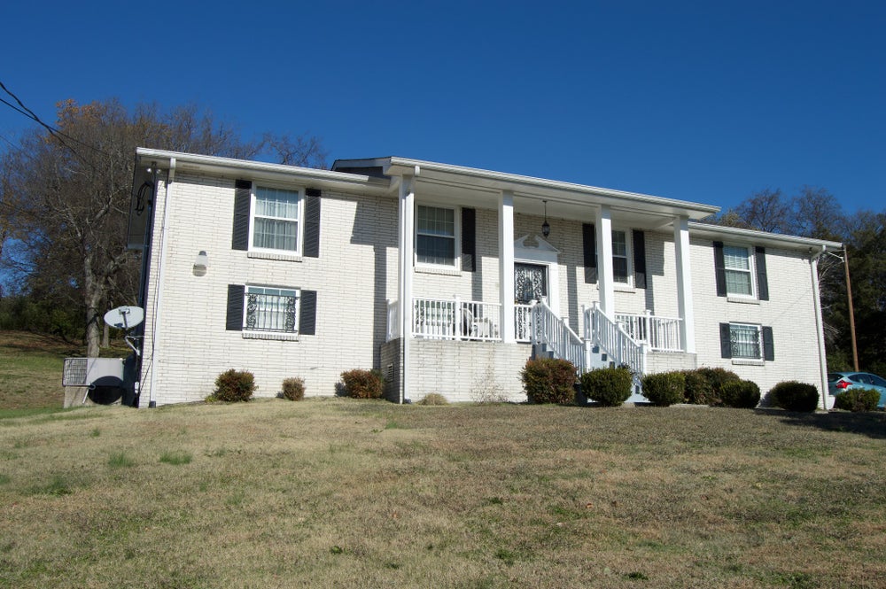 4120 W Hamilton Rd, Nashville, TN 37218 BHGRE