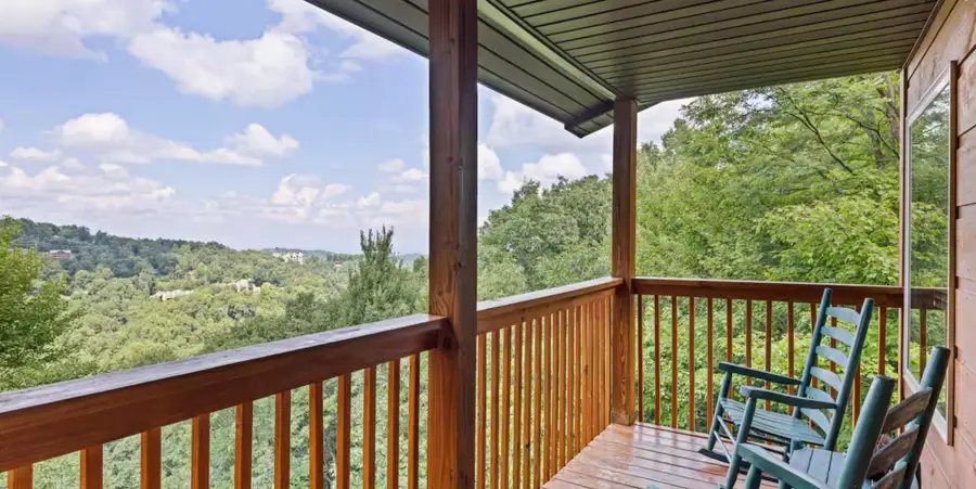 1454 Nordic Dr, Gatlinburg, TN 37738 - Image #3