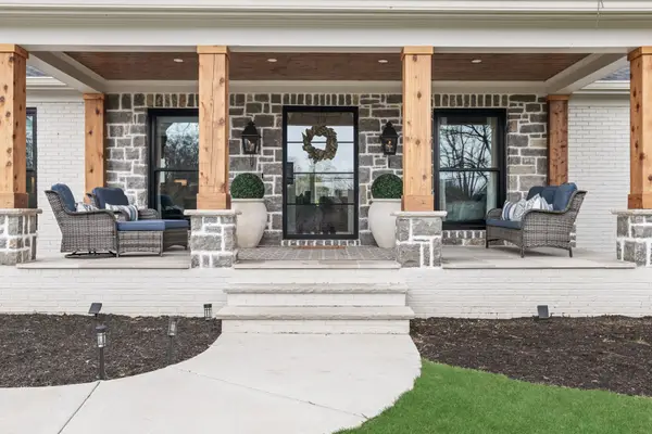 5669 Cloverland Dr, Brentwood, TN 37027