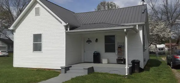 104 Hodges St N, Cowan, TN 37318