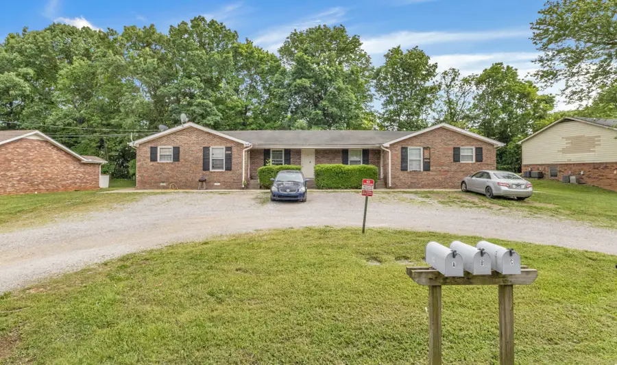 348 Dupuis Dr, Clarksville, TN 37042 - Image #3