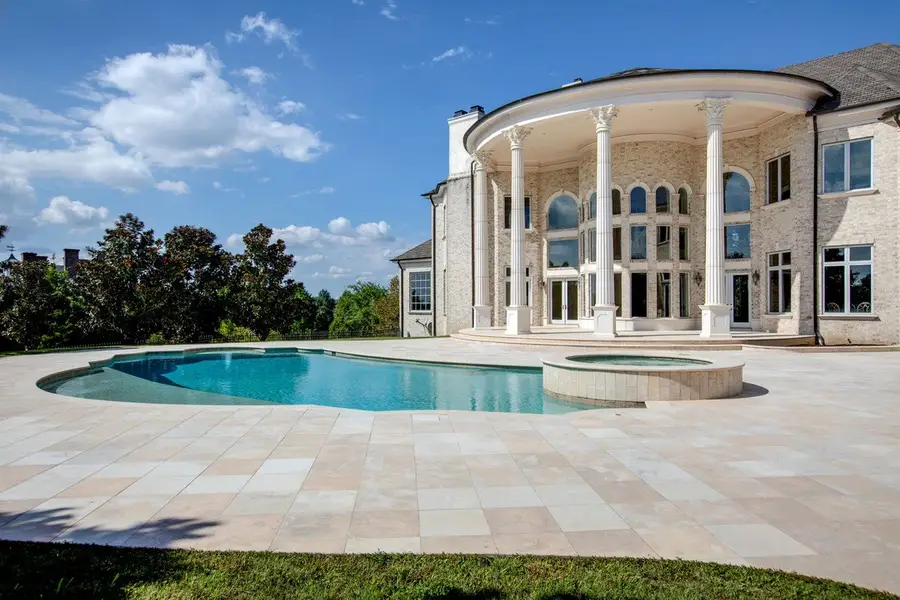 2423 Hidden River Ln, Franklin, TN 37069 - #2