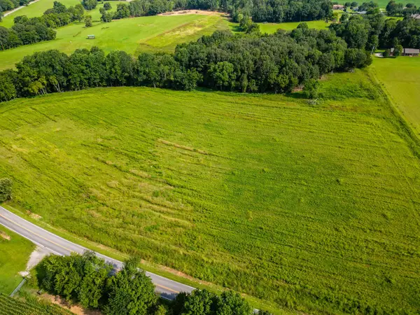 4023 Old Coopertown Road, Springfield, TN 37172