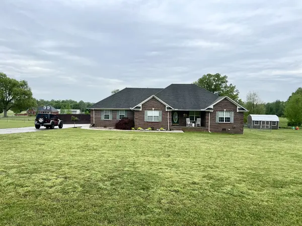 21 Eastridge Rd, Fayetteville, TN 37334